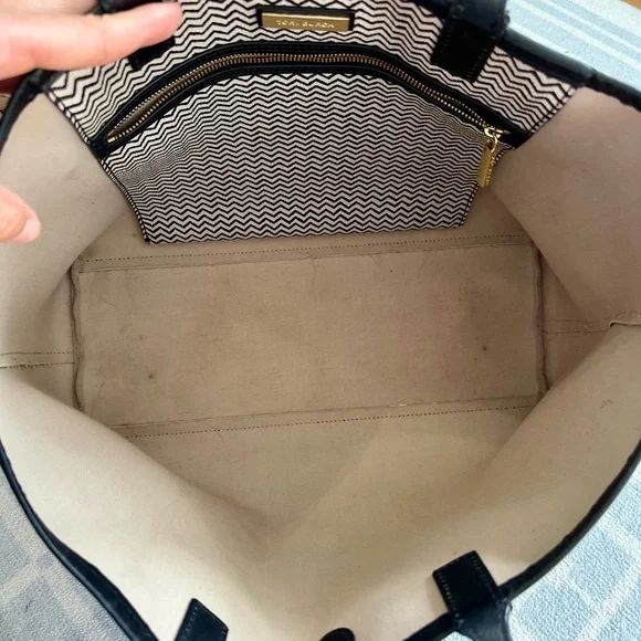 Tory Burch Tote in Viva Dot - Picture 12 of 14